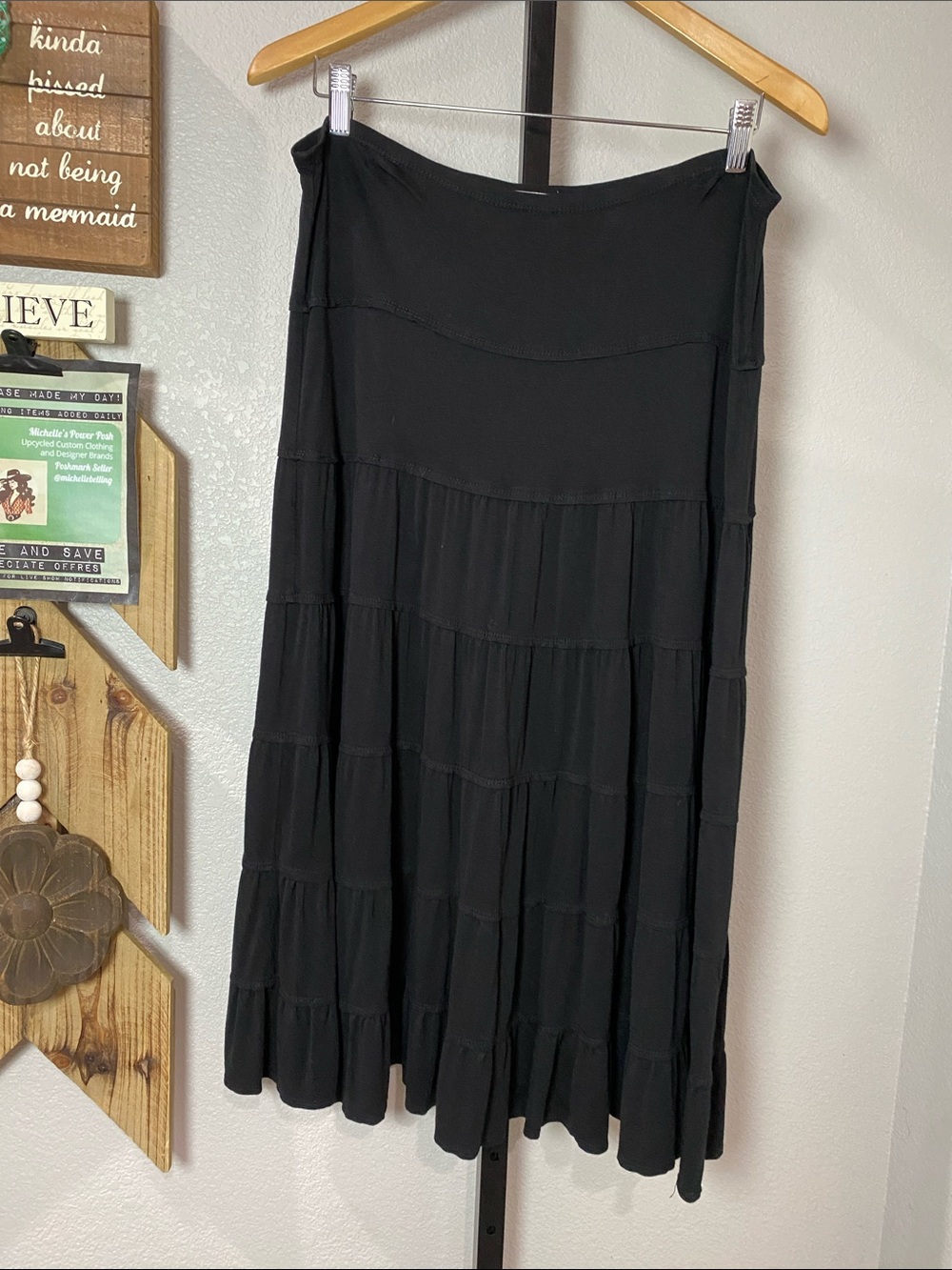 Max Studio Black Tiered Skirt xl w 18-21 L31